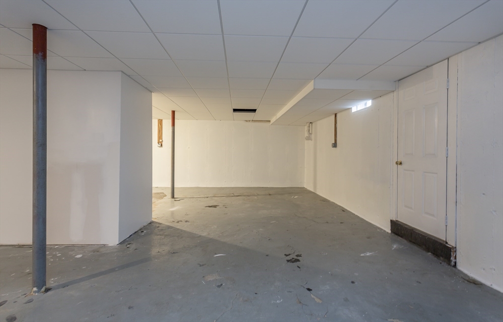 133 Quanapoag Road Freetown, MA 02717 - Photo 30 of 35 Gallery Image 30