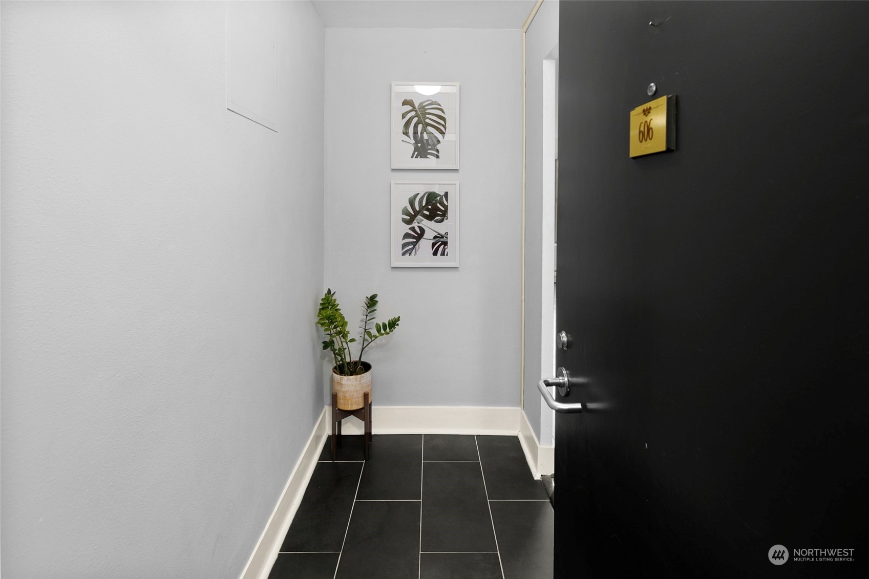 1105 Spring Street, Unit 606 Seattle, WA 98104 - Photo 15 of 21