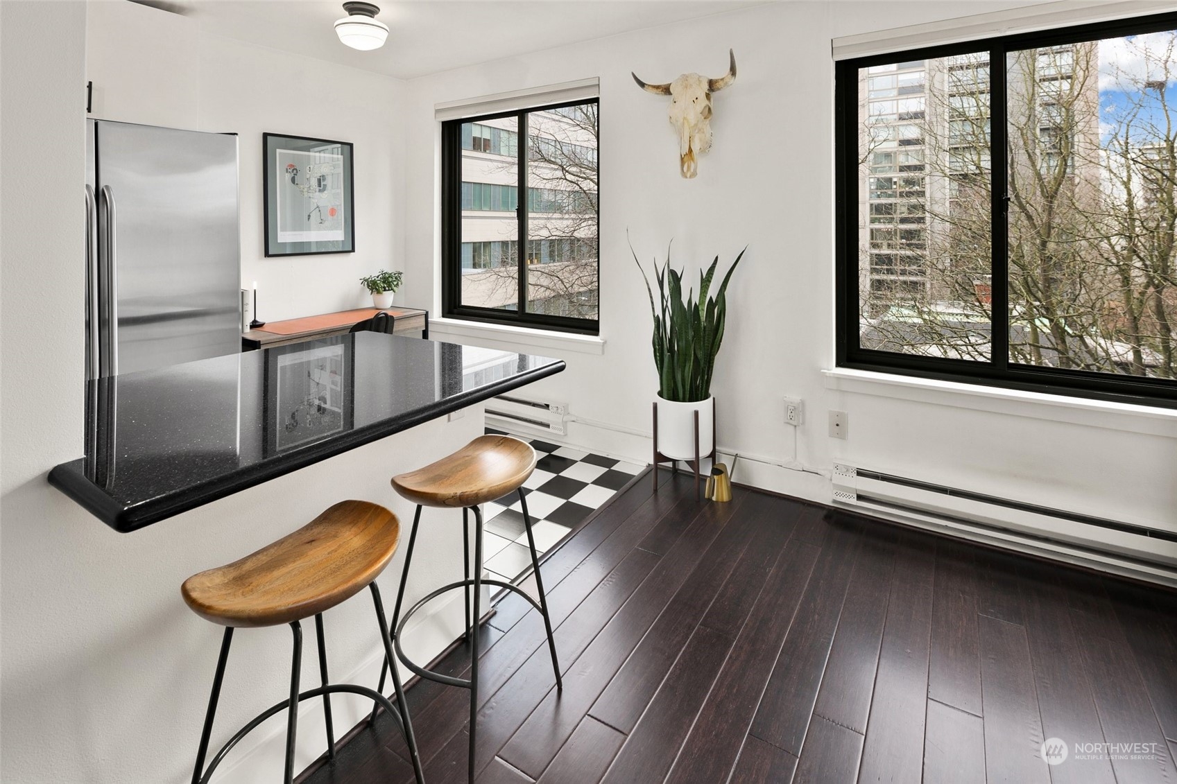 1105 Spring Street, Unit 606 Seattle, WA 98104 - Photo 7 of 21