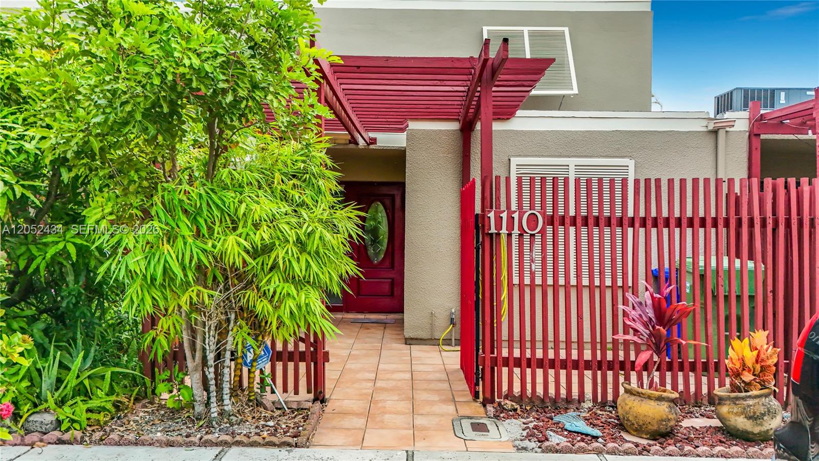 1110 West Fairway Road Pembroke Pines, FL 33026 - Photo 8 of 86