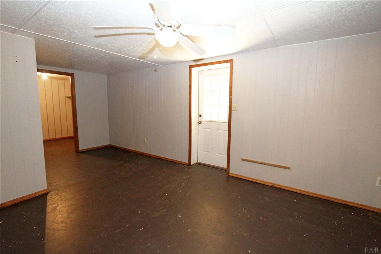2496 West Kingsfield Road Cantonment, FL 32533 - Photo 40 of 42 Gallery Image 40
