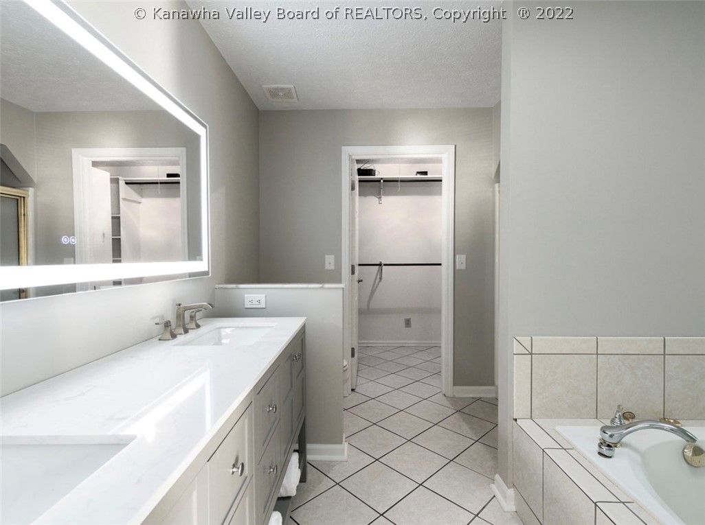 122 Summit Ridge Road Hurricane, WV 25526 - Photo 11 of 30 Gallery Image 11