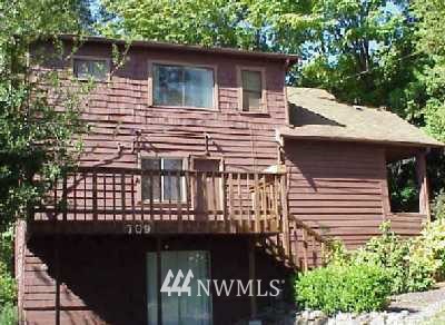 709 Southwest Sunset Boulevard Renton, WA 98057 - Photo 1 of 1