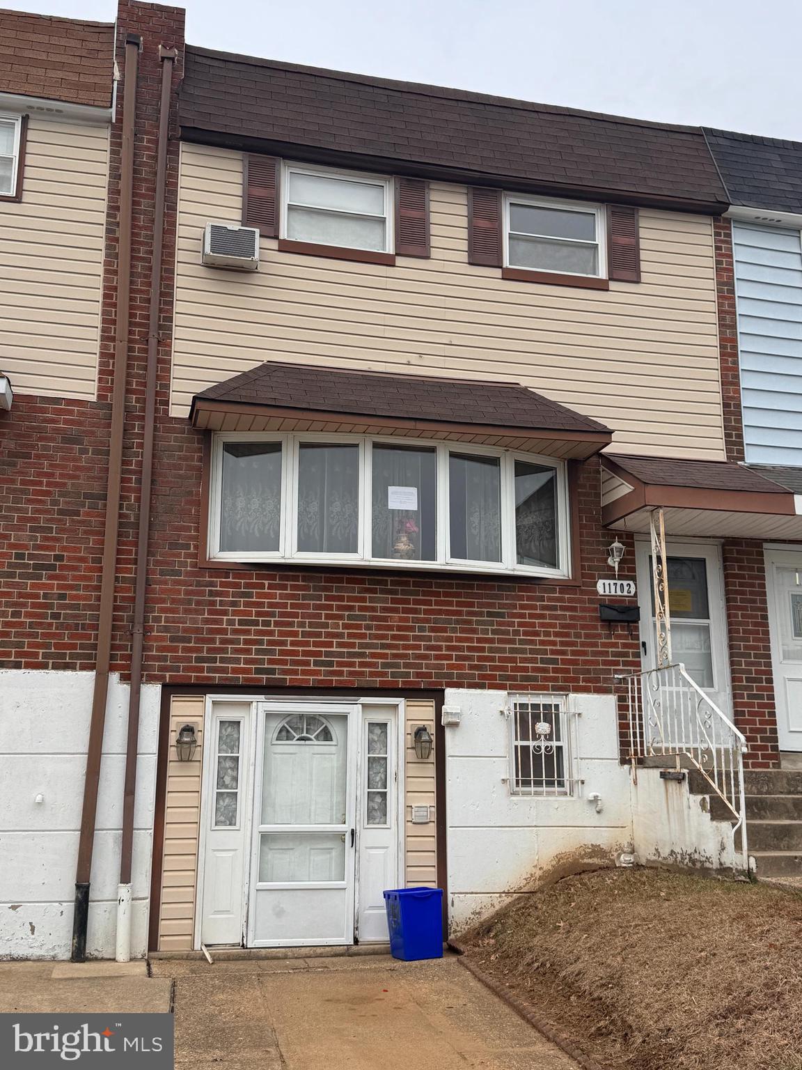 11702 Lanett Road Philadelphia, PA 19154 - Photo 2 of 16 front