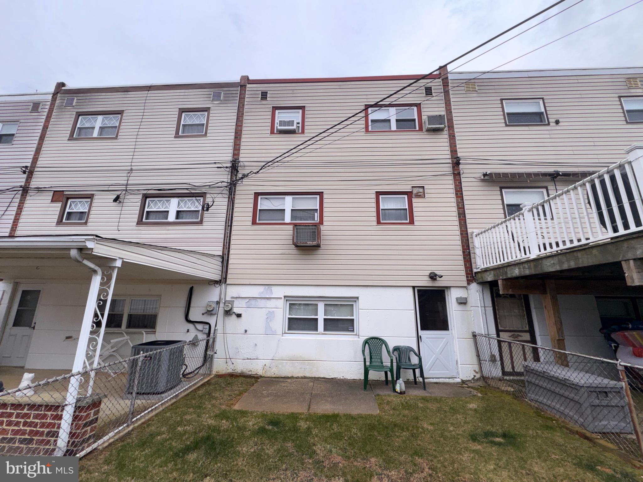 11702 Lanett Road Philadelphia, PA 19154 - Photo 3 of 16 rear