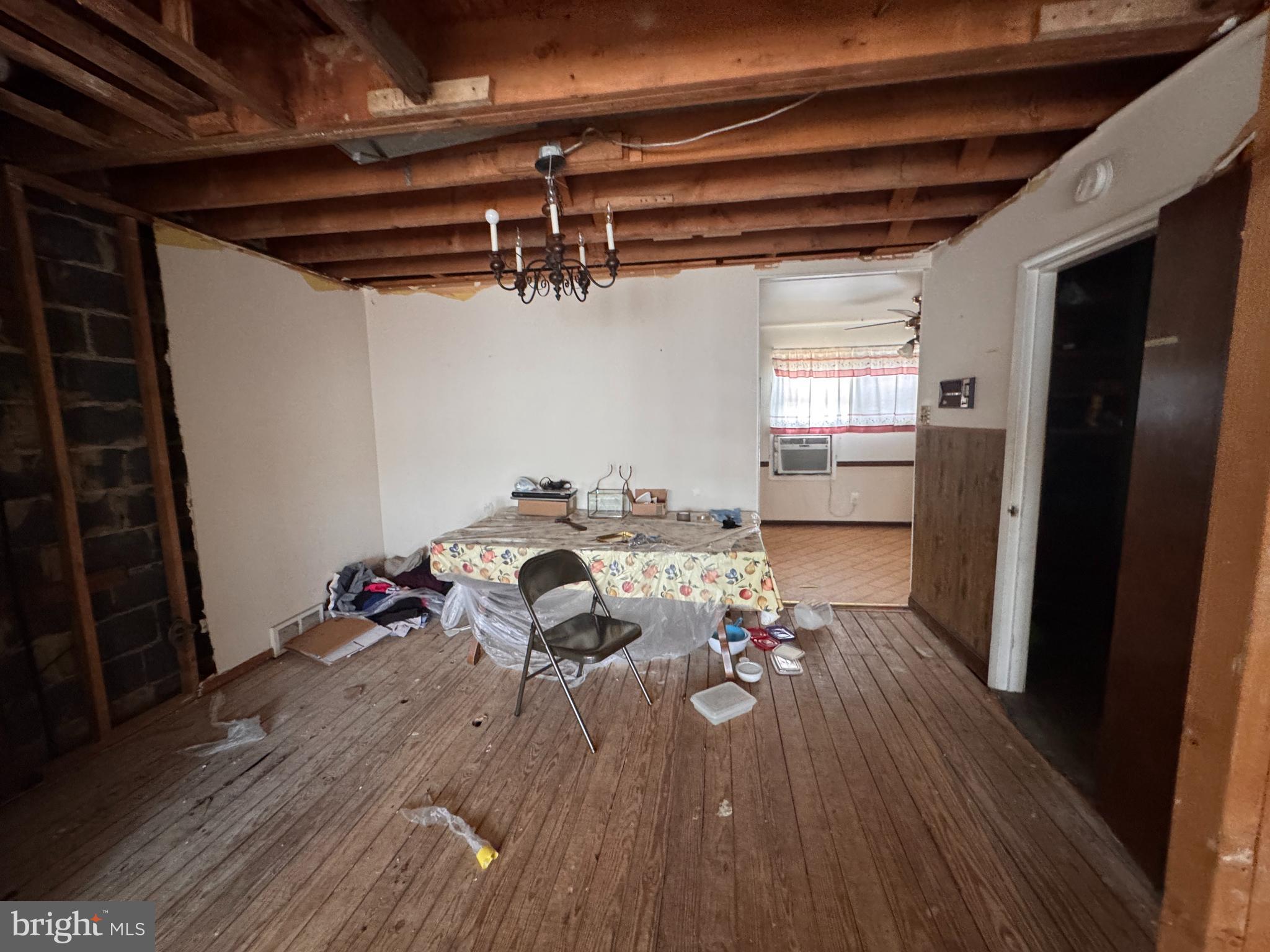 11702 Lanett Road Philadelphia, PA 19154 - Photo 6 of 16 dining room