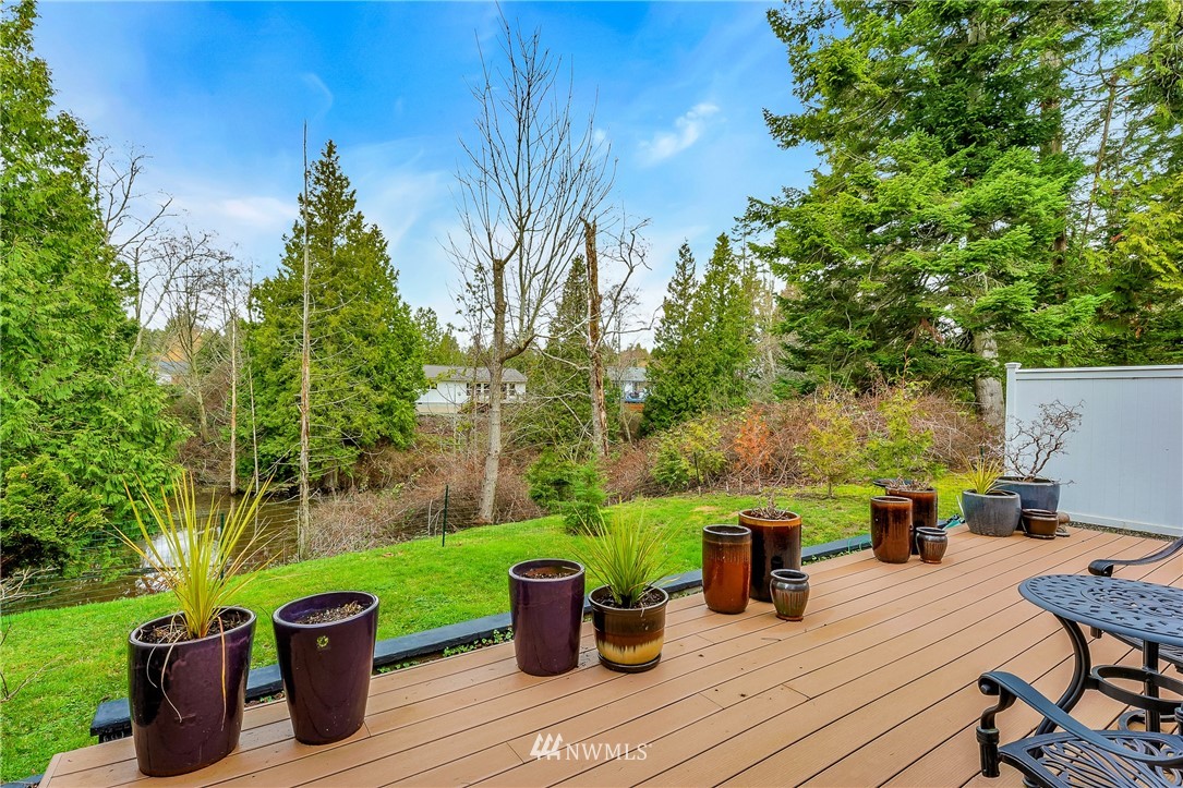 8201 Chilliwack Road Birch Bay, WA 98230 - Photo 12 of 40 Gallery Image 12