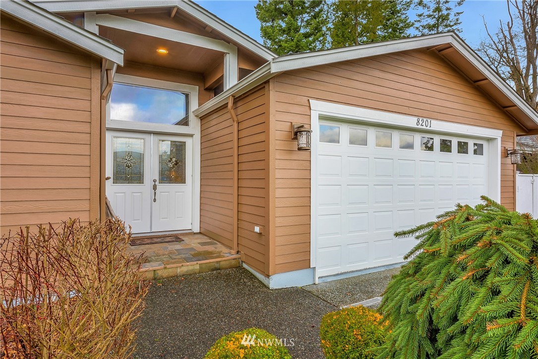 8201 Chilliwack Road Birch Bay, WA 98230 - Photo 3 of 40 Gallery Image 3