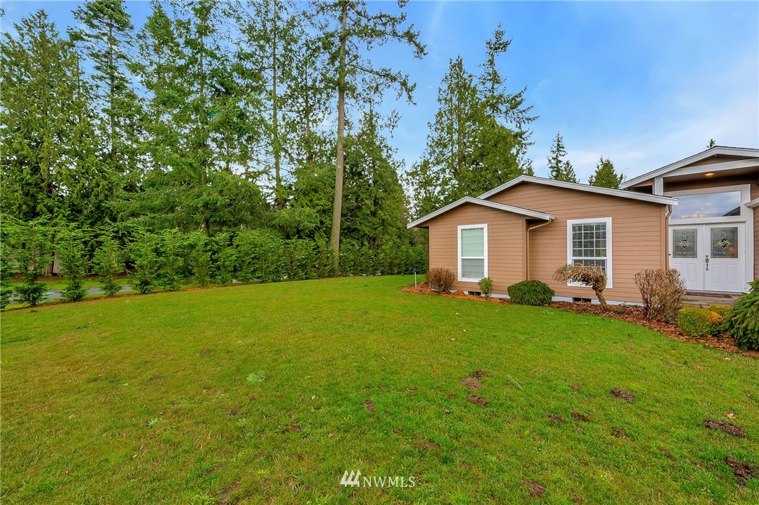 8201 Chilliwack Road Birch Bay, WA 98230 - Photo 4 of 40 Gallery Image 4