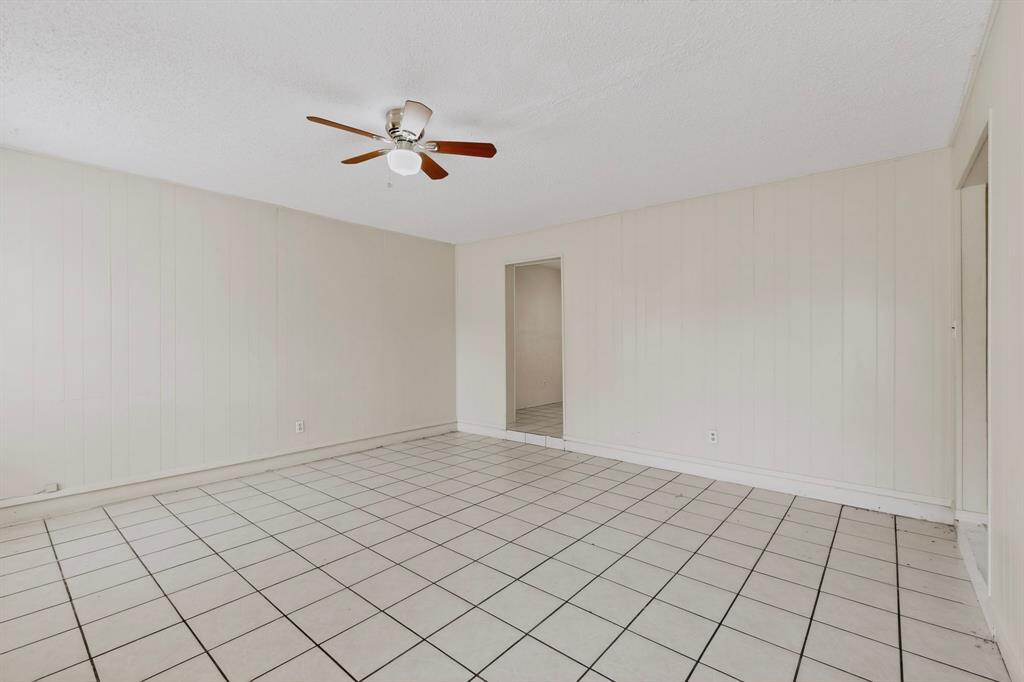 703 East Shady Grove Road Irving, TX 75060 - Photo 6 of 40 a view of an empty room