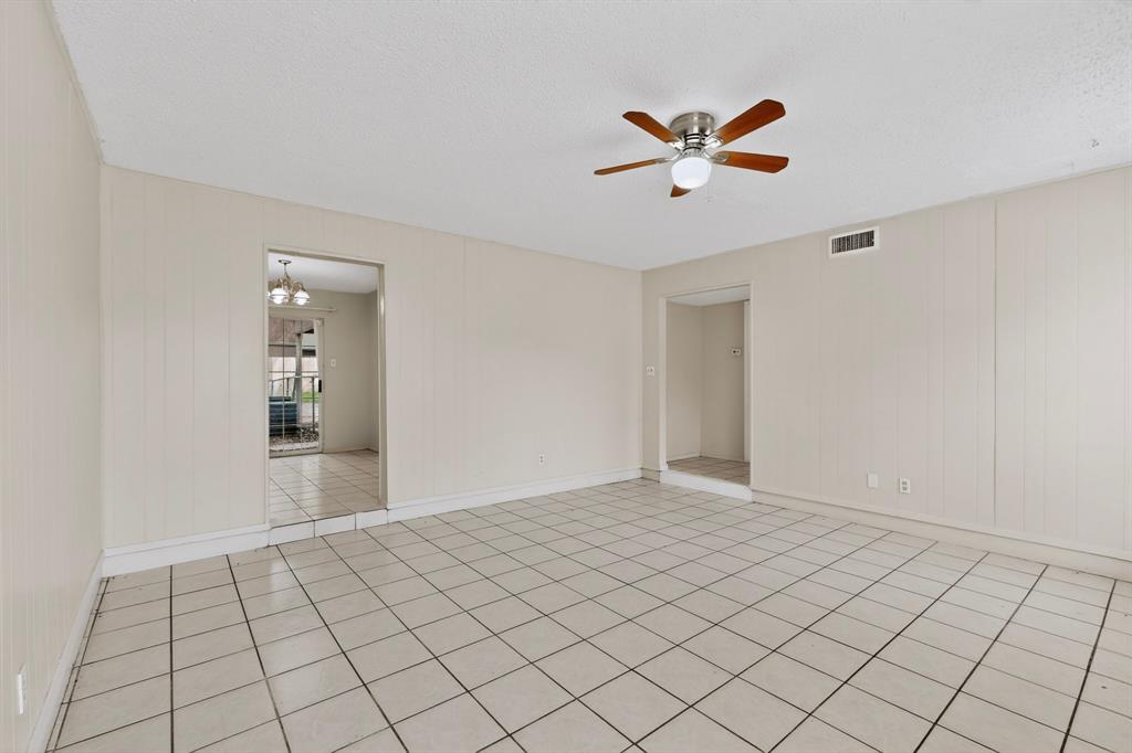 703 East Shady Grove Road Irving, TX 75060 - Photo 7 of 40 a view of an empty room