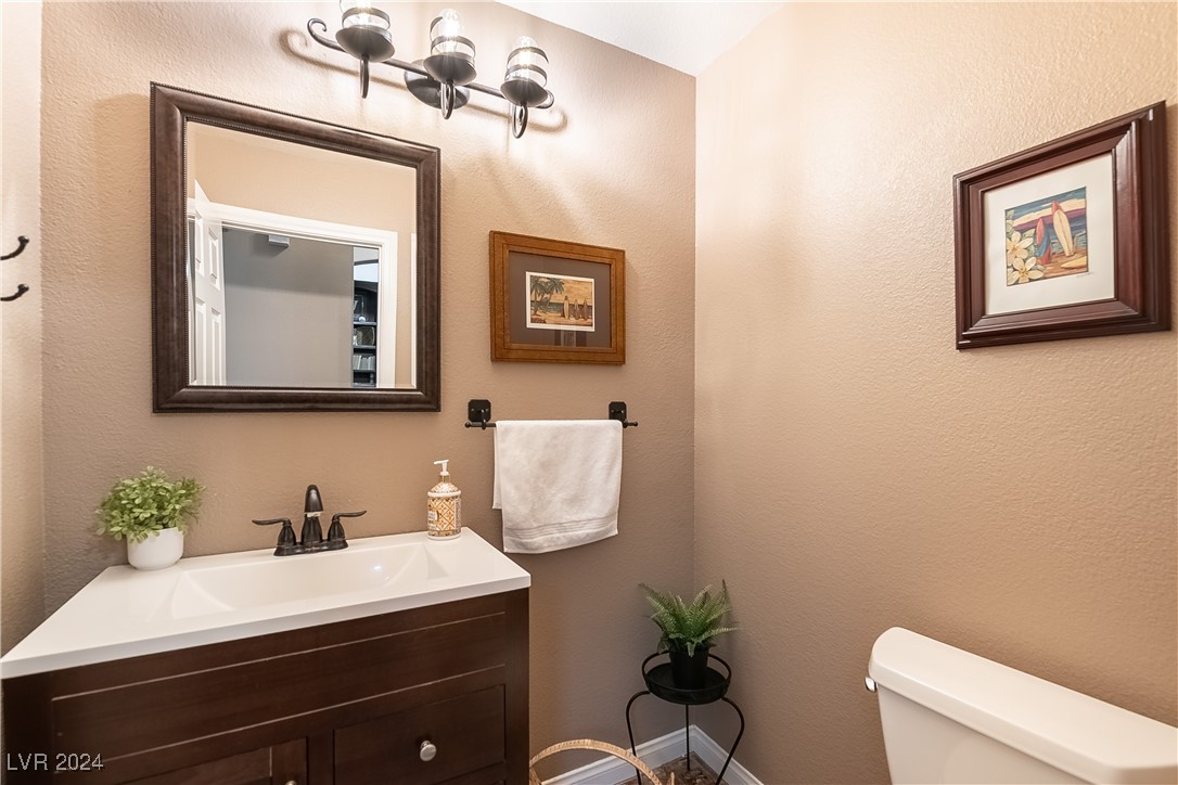 2028 Spring Rose Street Las Vegas, NV 89134 - Photo 15 of 33