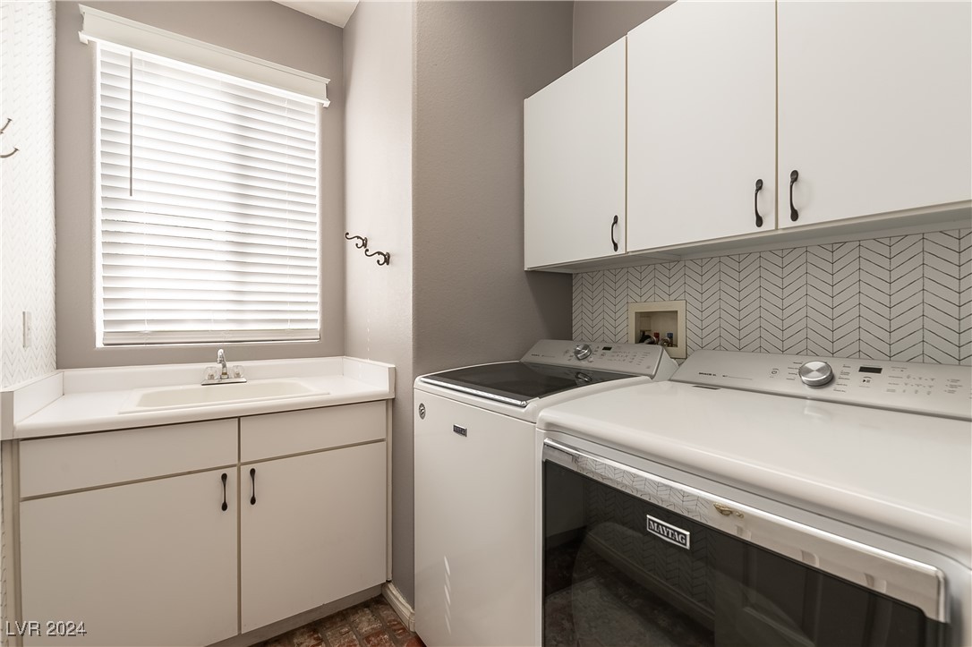 2028 Spring Rose Street Las Vegas, NV 89134 - Photo 25 of 33