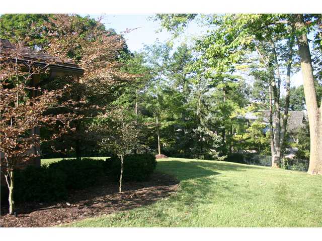 4400 Kipling Road Columbus, OH 43220 - Photo 3 of 25