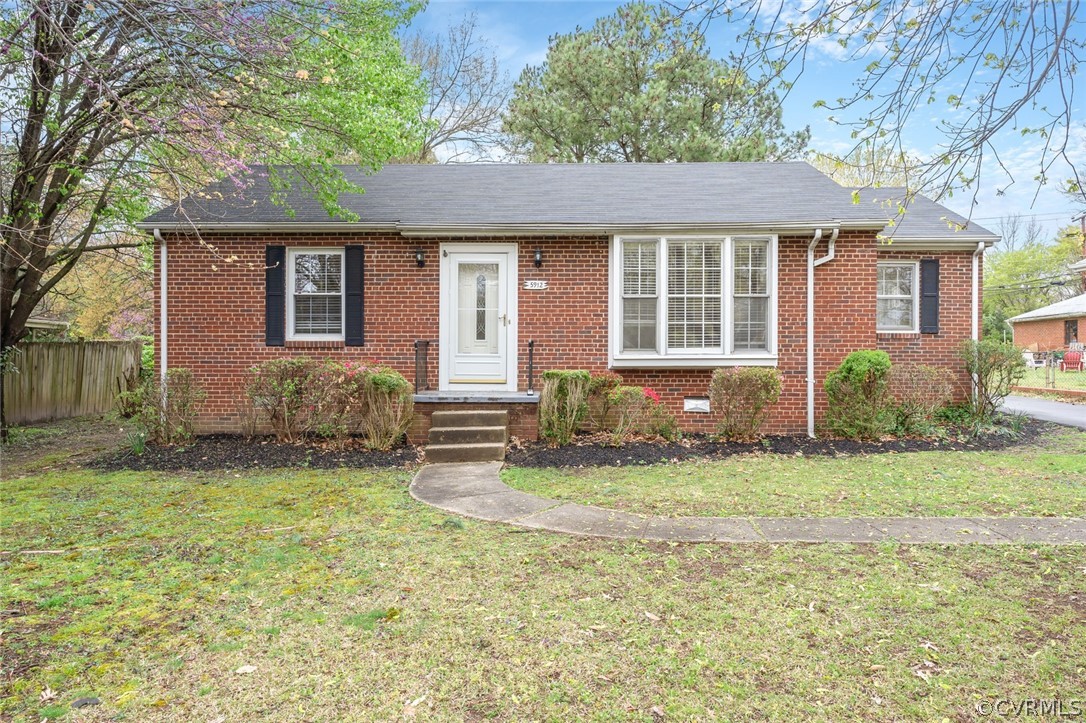 5912 Rois Road Richmond, VA 23227 - Photo 2 of 29 Gallery Image 2
