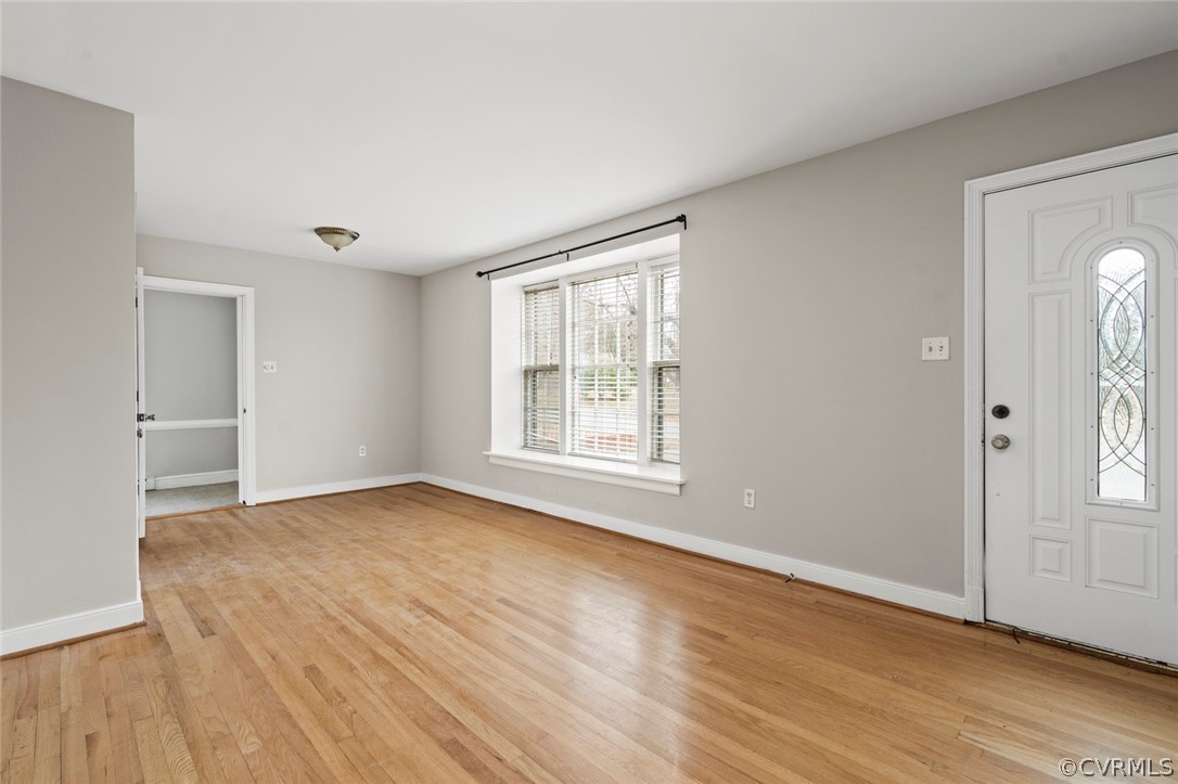 5912 Rois Road Richmond, VA 23227 - Photo 7 of 29 Gallery Image 7