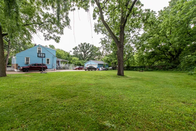 $189,900 | 12698 West Grandview Avenue, Waukegan, IL 60085
