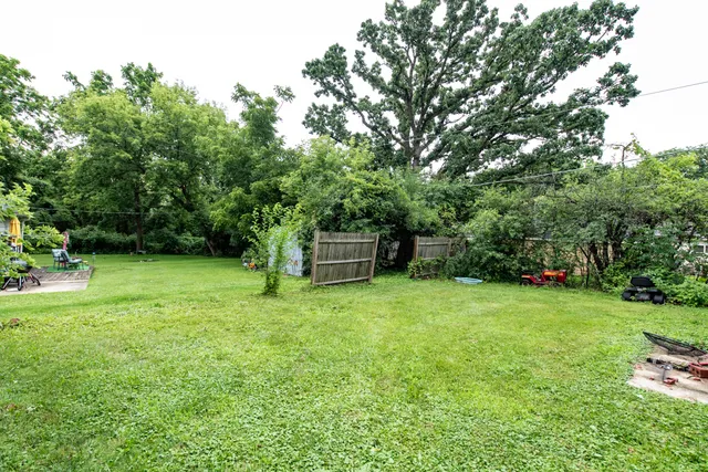 $189,900 | 12698 West Grandview Avenue, Waukegan, IL 60085