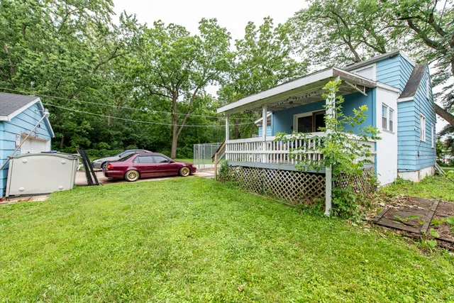 $189,900 | 12698 West Grandview Avenue, Waukegan, IL 60085