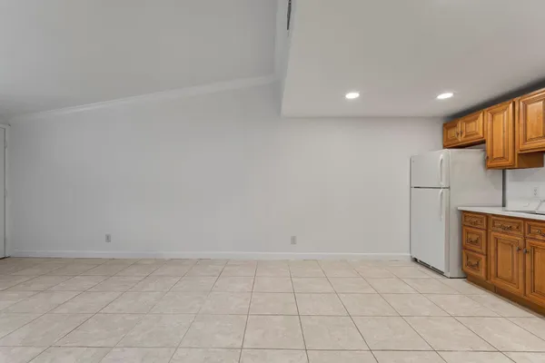 $1,700 | 7110 Southgate Boulevard, Tamarac, FL 33321