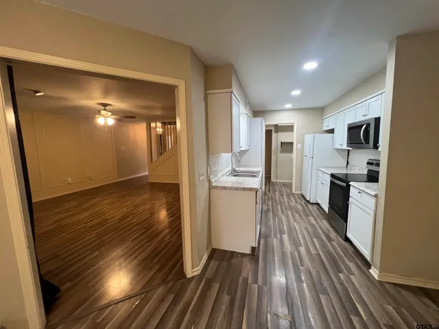 $195,000 | 1009 Towne Lake Drive, Longview, TX 75601