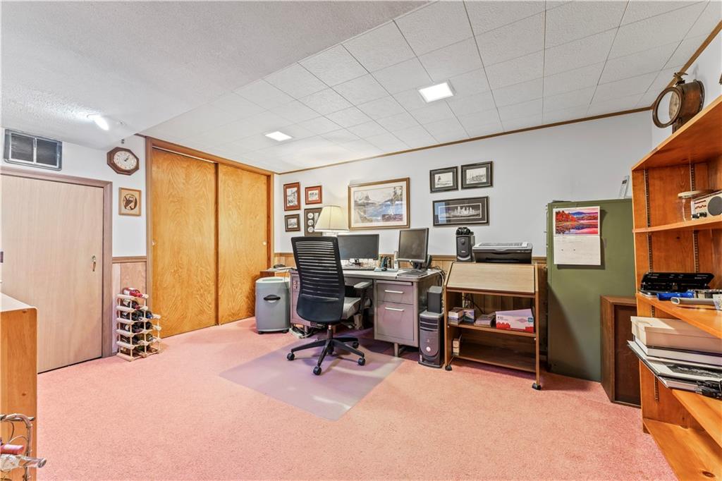 657 Irwin Run Road West Mifflin, PA 15122 - Photo 17 of 25 Gallery Image 17
