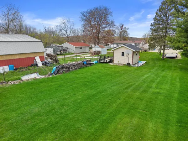 $579,000 | N95-w26705 County Rd Q, Hartland, WI 53029
