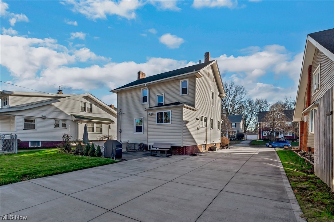 16404 West Park Road Cleveland, OH 44111 - Photo 40 of 41 Gallery Image 40