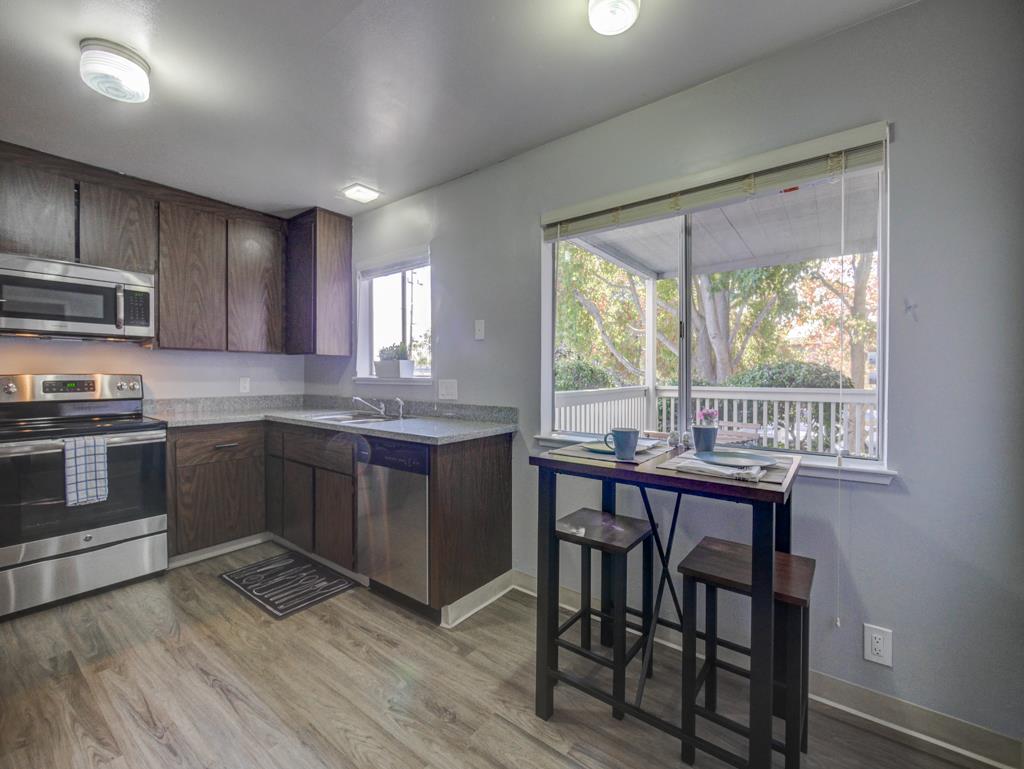 112 Canfield Avenue Santa Cruz, CA 95060 - Photo 5 of 31 Gallery Image 5
