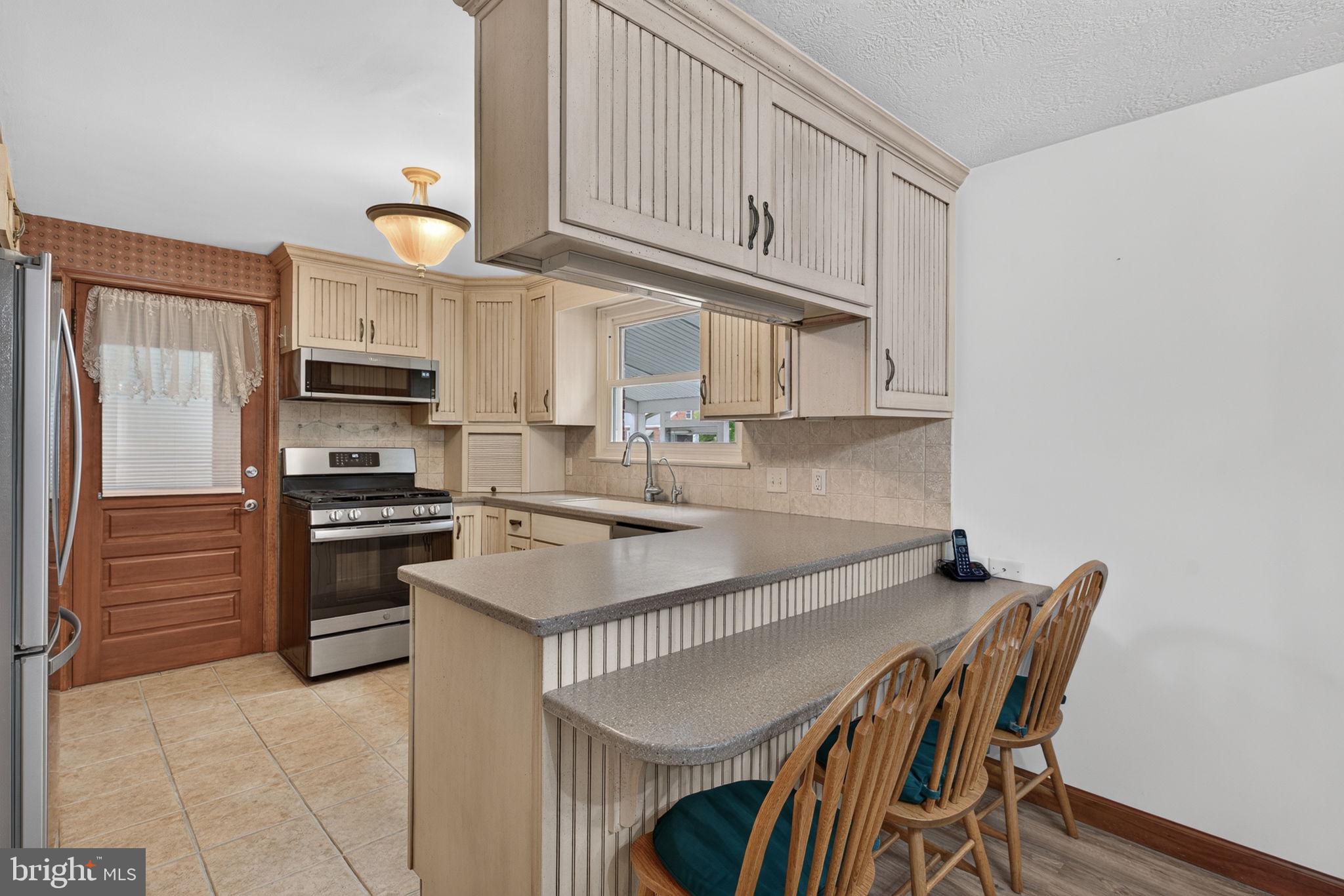 2274 Maple Road York, PA 17408 - Photo 12 of 37 Gallery Image 12