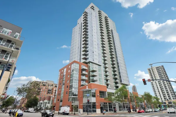 $939,900 | 800 The Mark Lane, Unit 607, San Diego, CA 92101