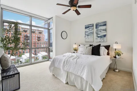 $939,900 | 800 The Mark Lane, Unit 607, San Diego, CA 92101