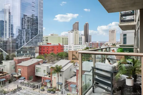 $939,900 | 800 The Mark Lane, Unit 607, San Diego, CA 92101