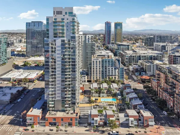 $939,900 | 800 The Mark Lane, Unit 607, San Diego, CA 92101