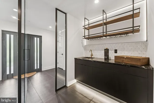 $1,890,000 | 12 Langton Lane, Newtown Square, PA 19073