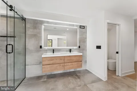 $1,865,000 | 12 Langton Lane, Newtown Square, PA 19073