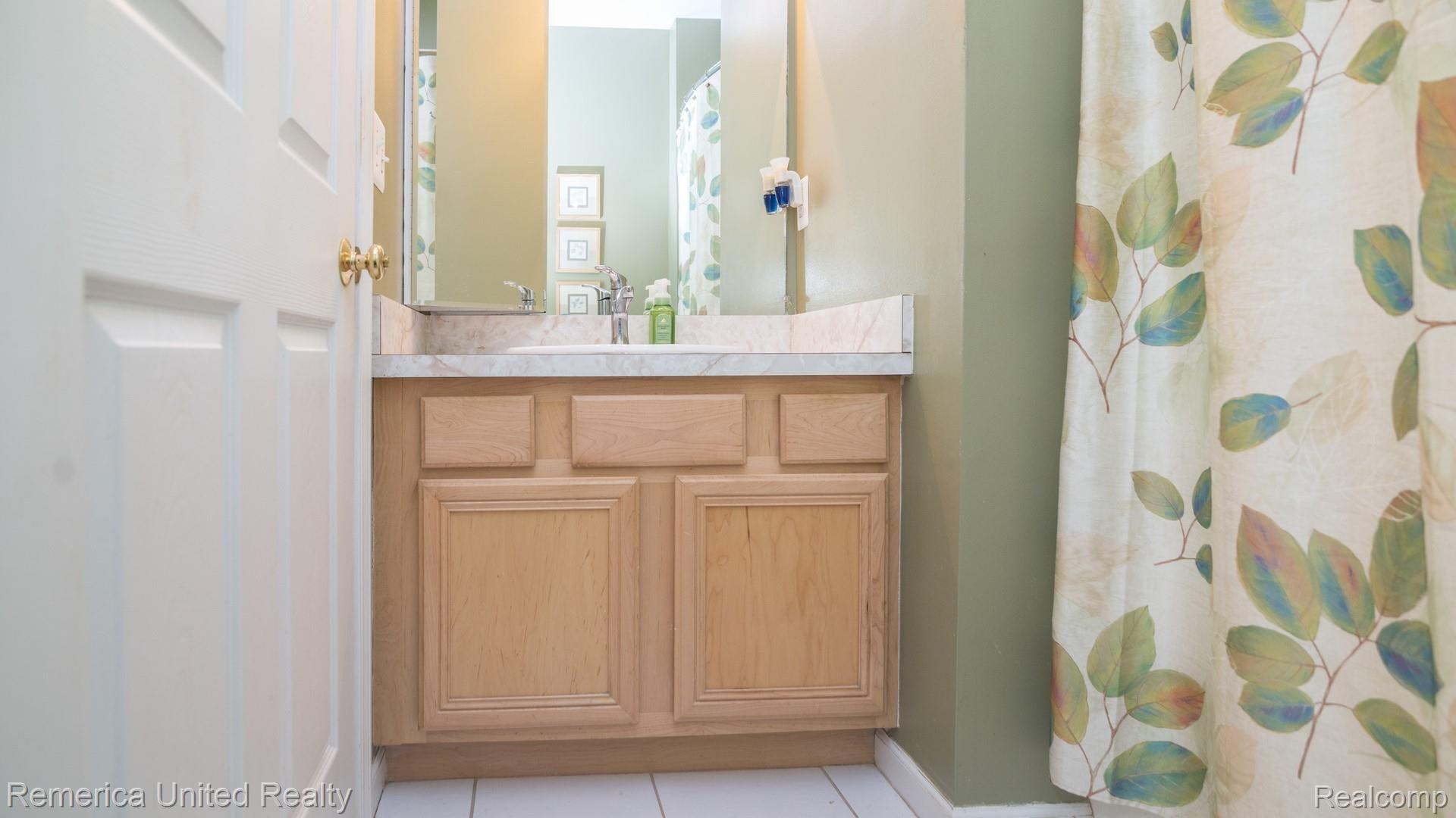 104 West Road Trenton, MI 48183 - Photo 40 of 43 deleted_12.jpg