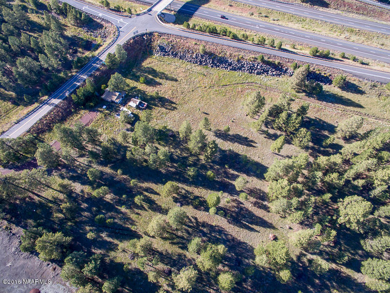 73 South Garland Pr Road Parks, AZ 86046 - Photo 6 of 19 DJI_0369