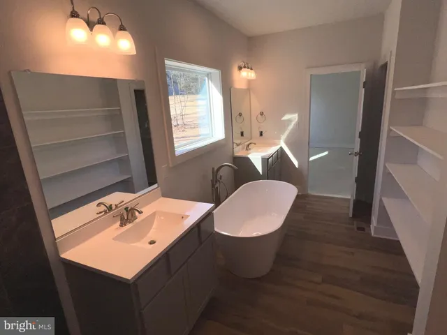 $525,000 | 20 Mayapple Court, Hedgesville, WV 25427