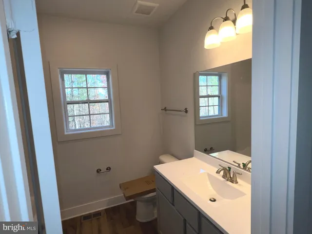 $525,000 | 20 Mayapple Court, Hedgesville, WV 25427