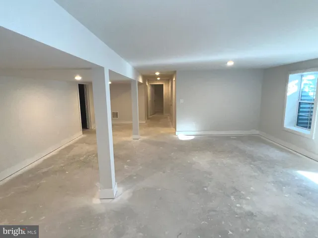 $525,000 | 20 Mayapple Court, Hedgesville, WV 25427