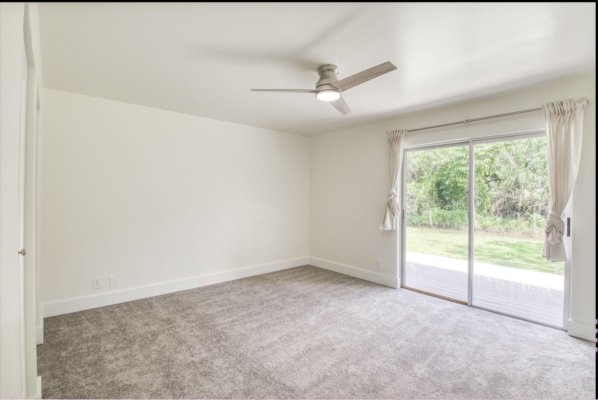 14735 Flamingo Road Loxahatchee Groves, FL 33470 - Photo 14 of 22 9