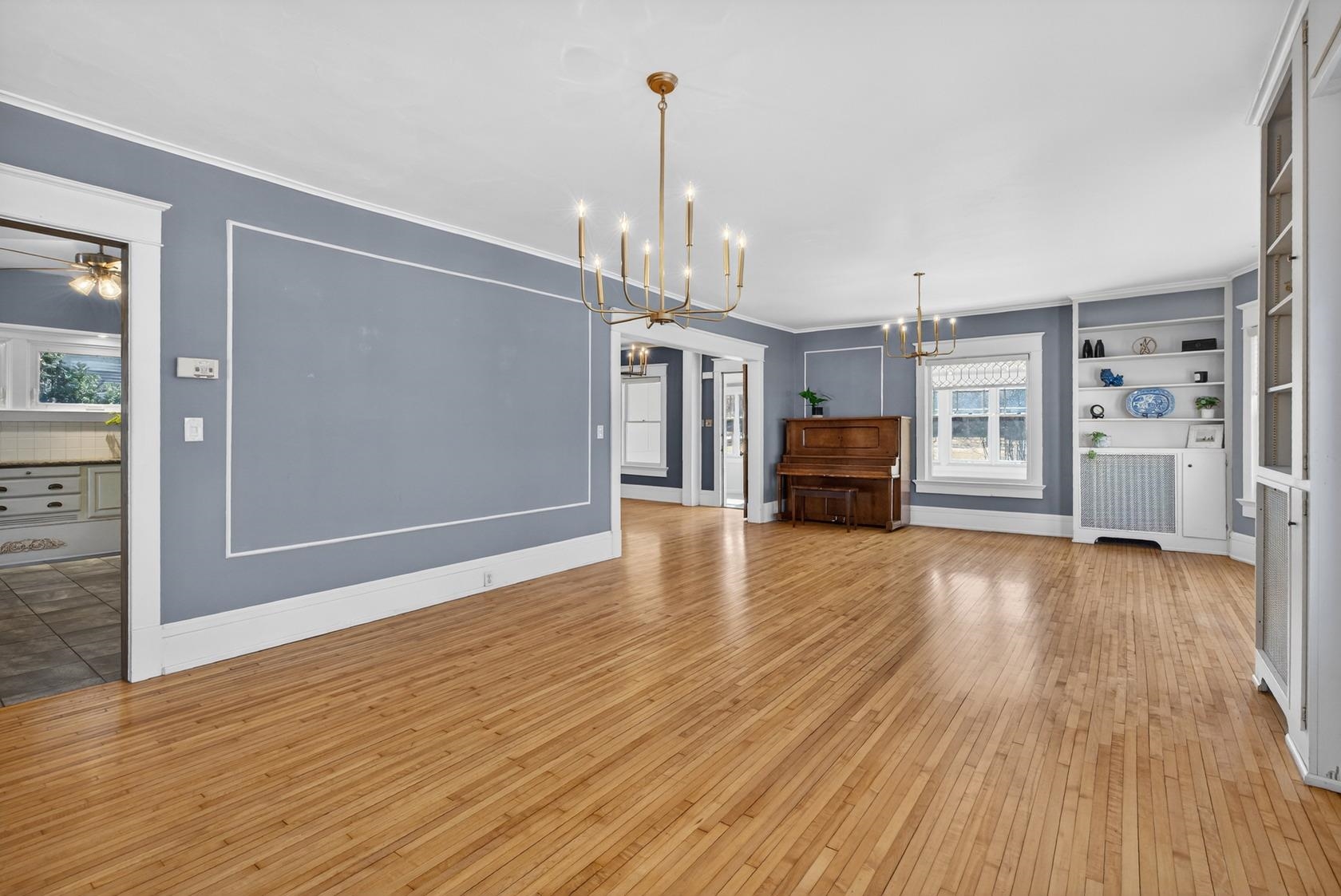 519 Spring Street Green Bay, WI 54301 - Photo 15 of 57