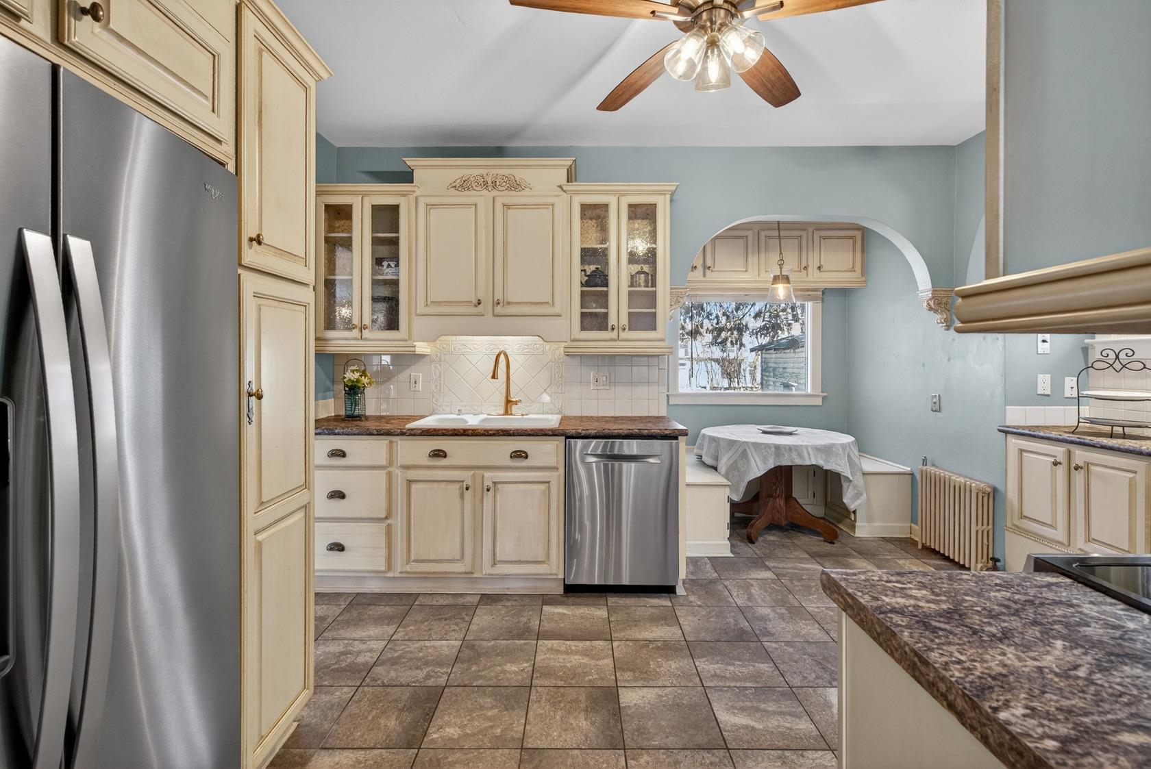 519 Spring Street Green Bay, WI 54301 - Photo 24 of 57