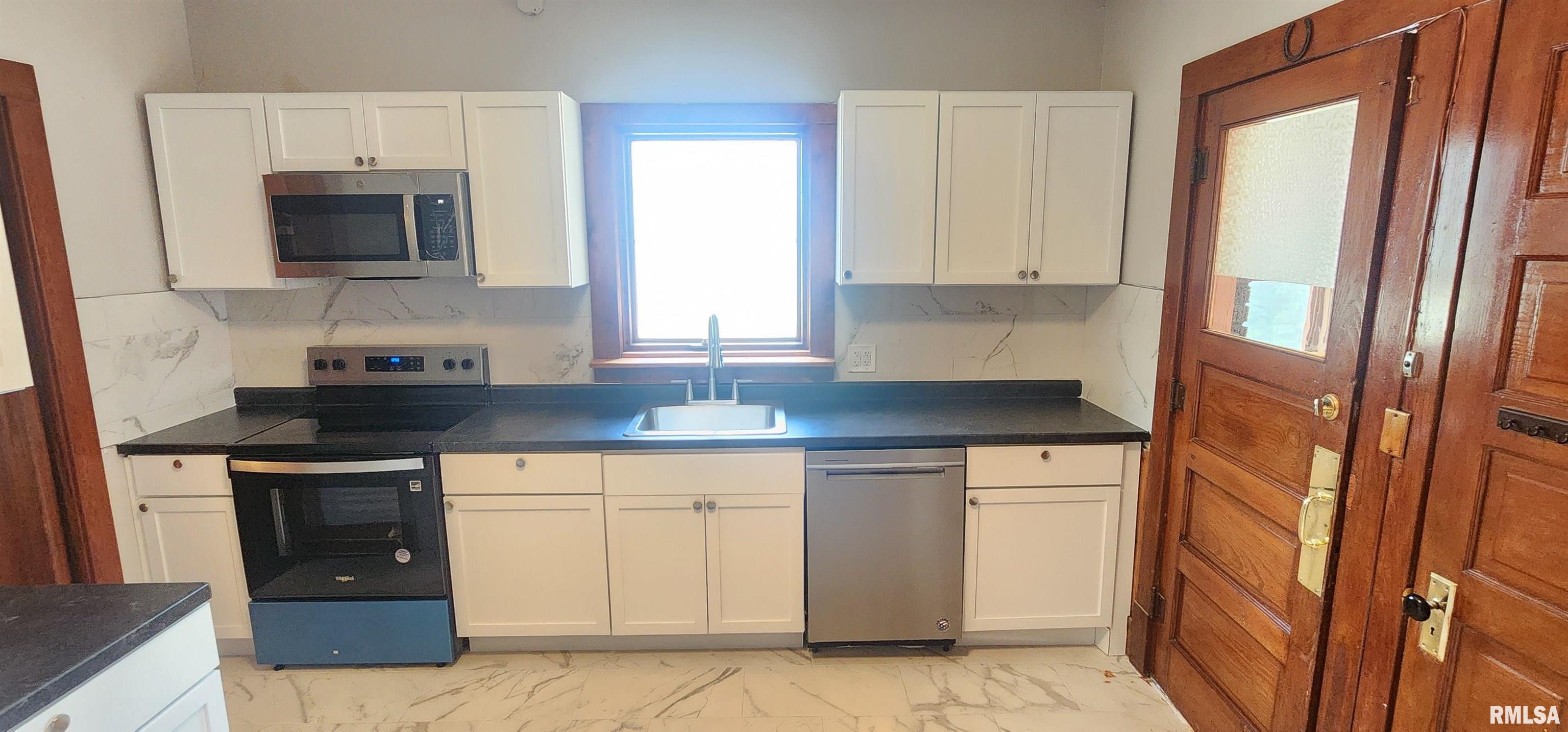 2075 South 5th Street Springfield, IL 62703 - Photo 14 of 43