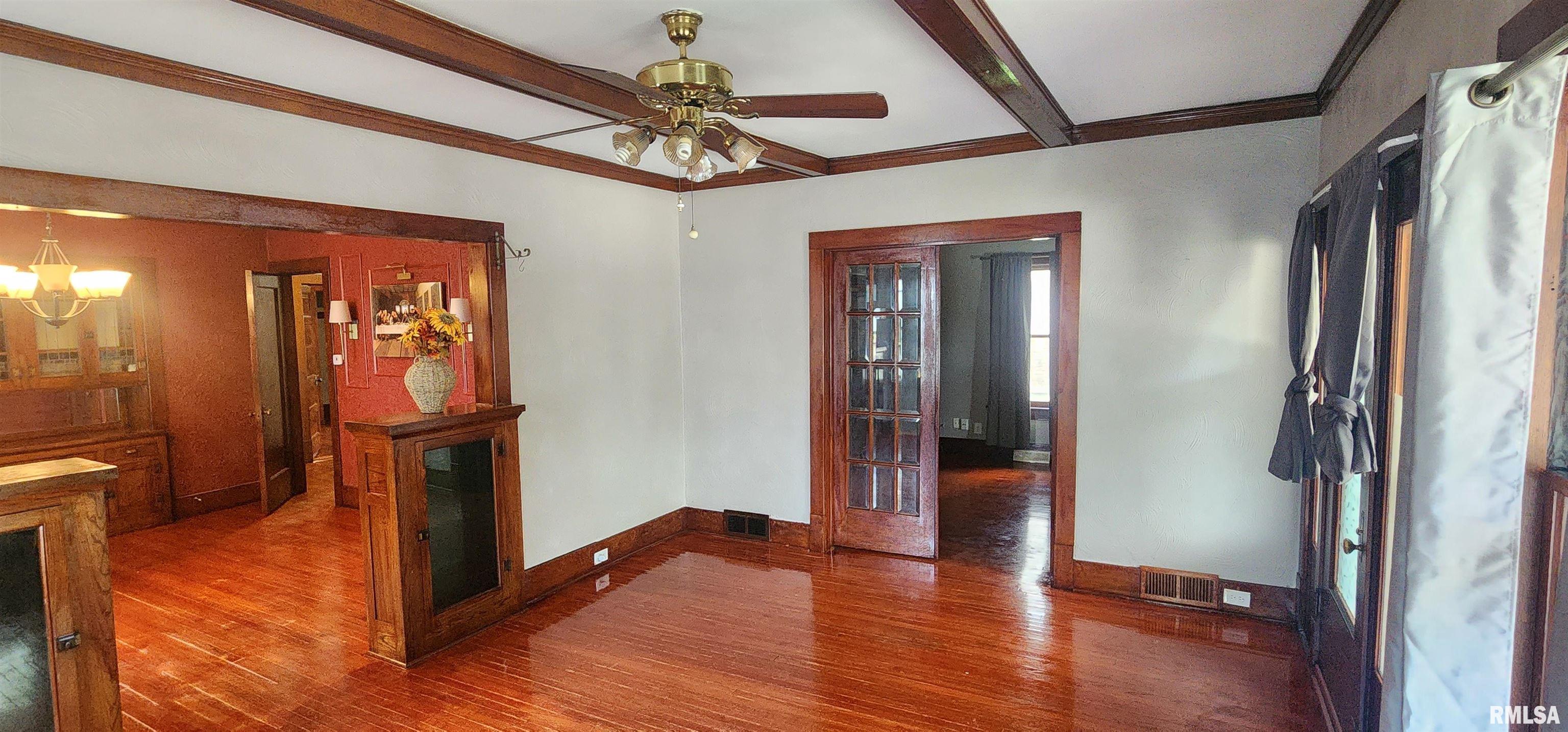 2075 South 5th Street Springfield, IL 62703 - Photo 3 of 43