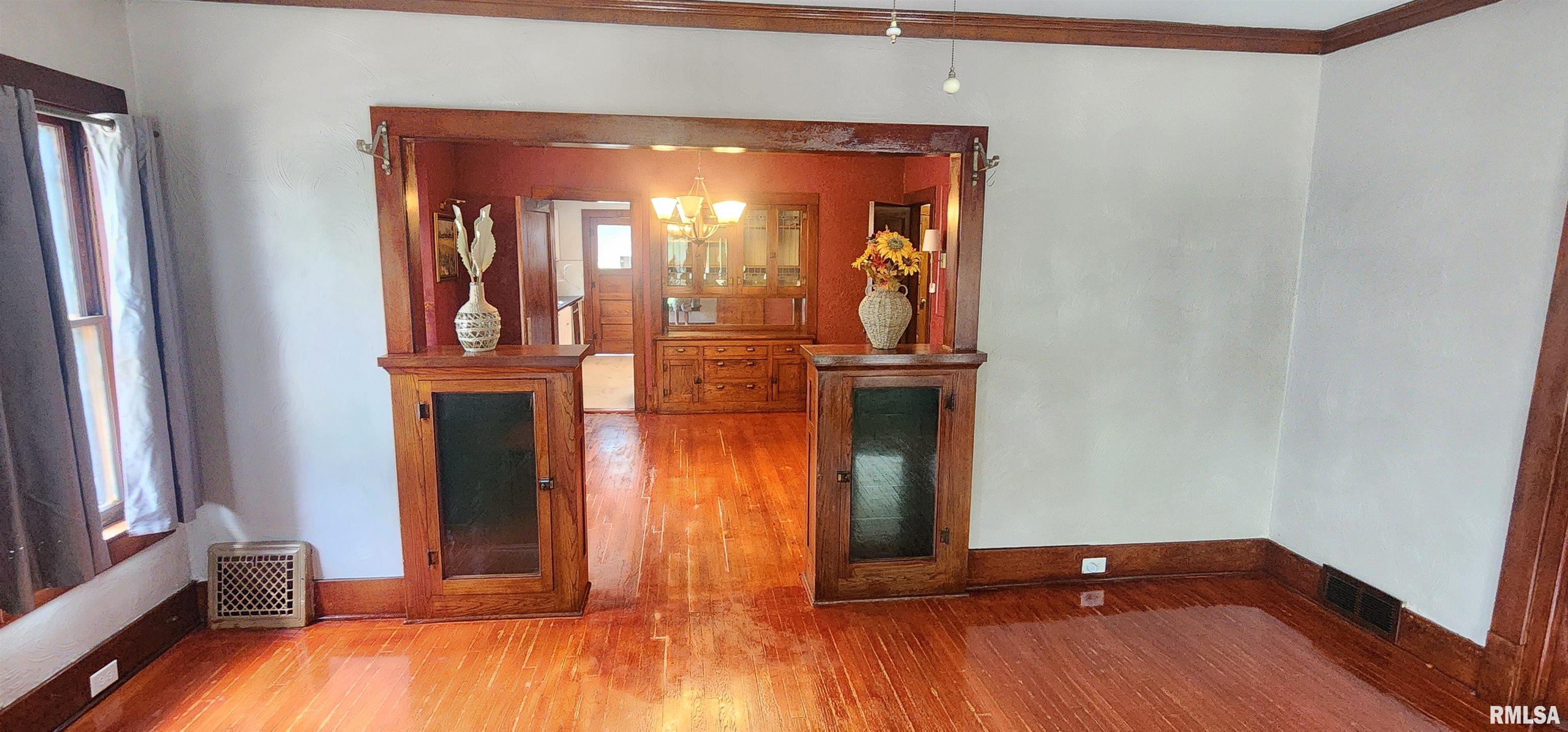 2075 South 5th Street Springfield, IL 62703 - Photo 7 of 43