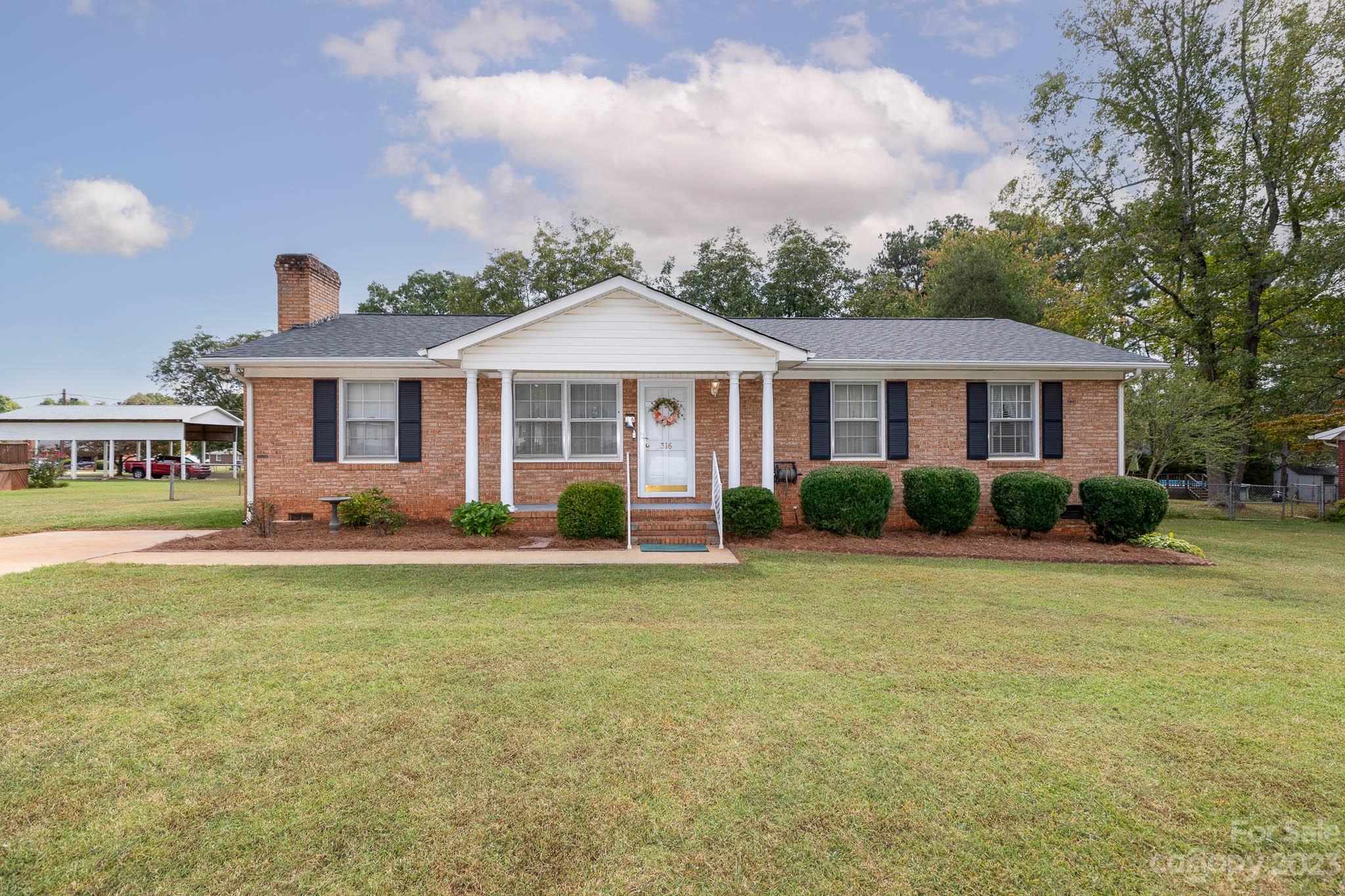 316 Lincoln Road York, SC 29745 - Photo 1 of 33 Gallery Image 1