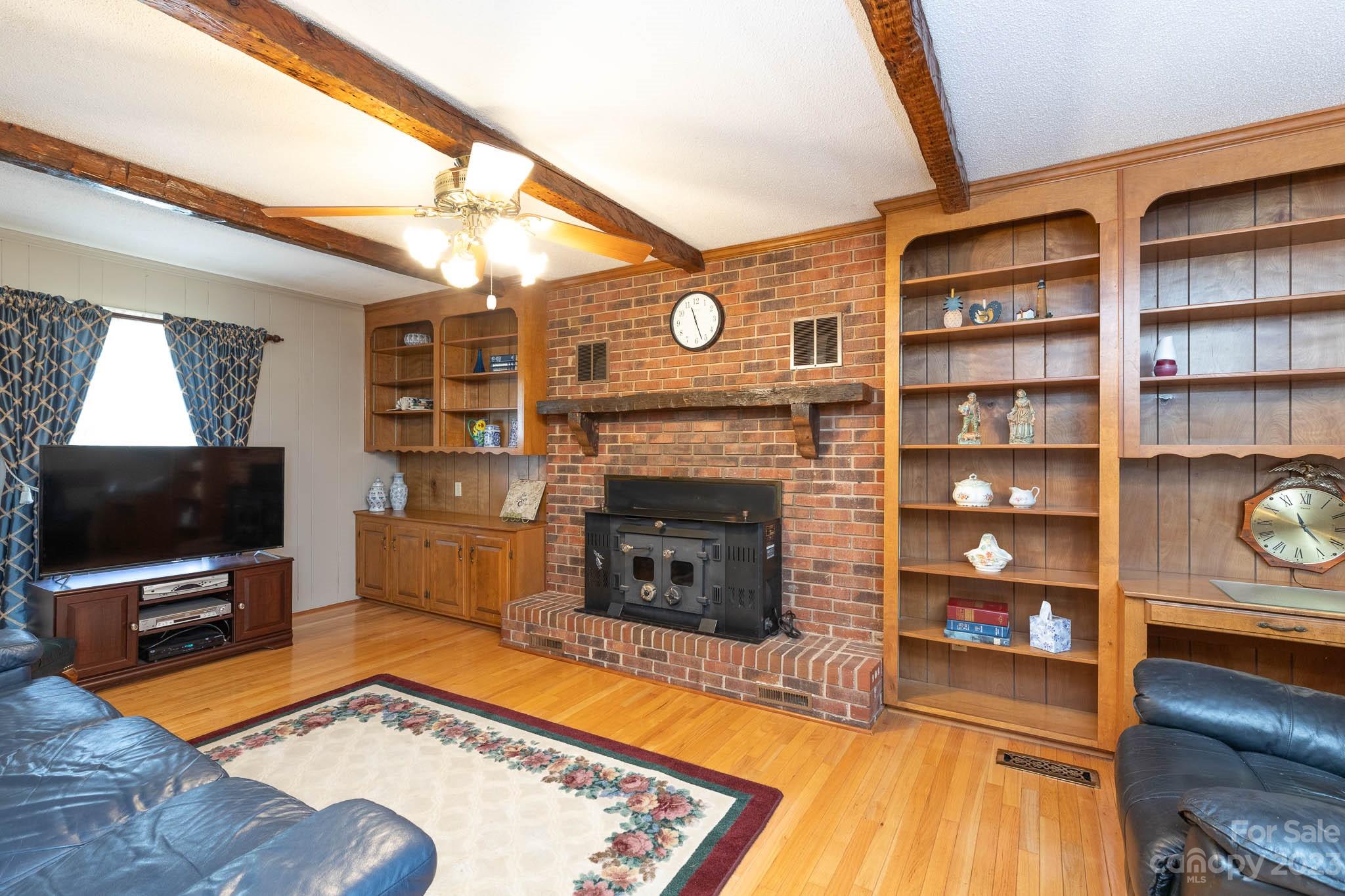 316 Lincoln Road York, SC 29745 - Photo 11 of 33 Gallery Image 11