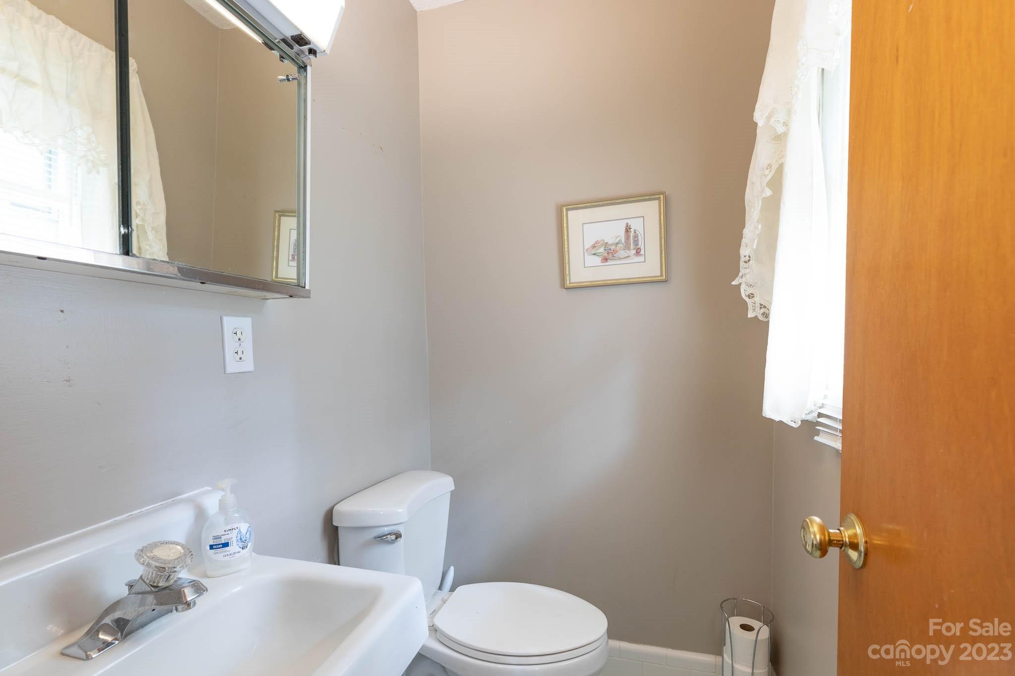 316 Lincoln Road York, SC 29745 - Photo 19 of 33 Gallery Image 19